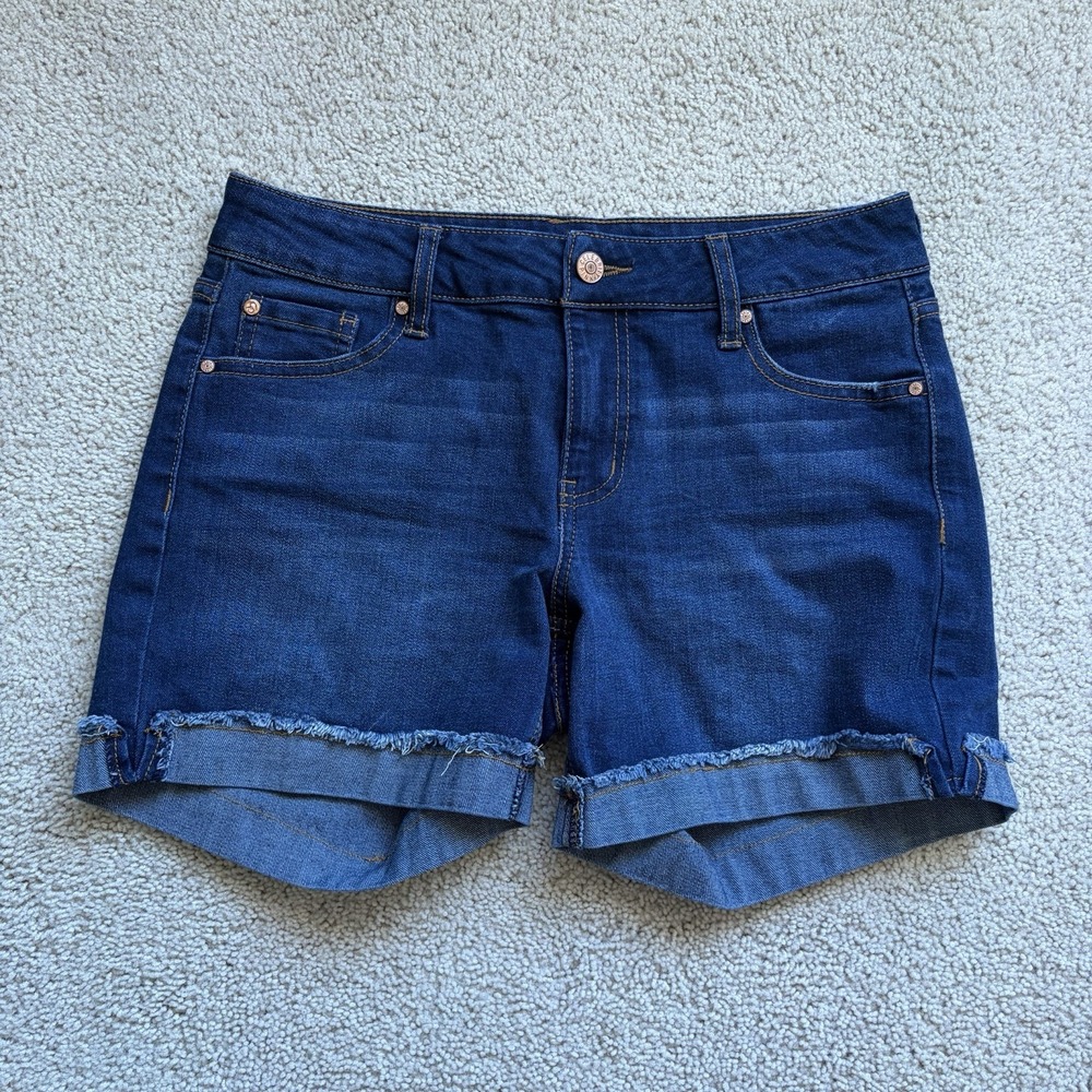 Celebrity Pink Denim Shorts Size 7/28 96413 Chandelier Dark CJ30613A86